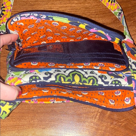 Vera Bradley Crossbody - Picture 5 of 5